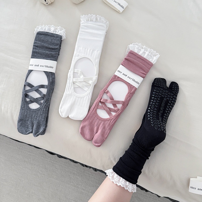 Lace Trim Split Toe Yoga Socks - Medias Para Pilates Y Yoga recension och pris